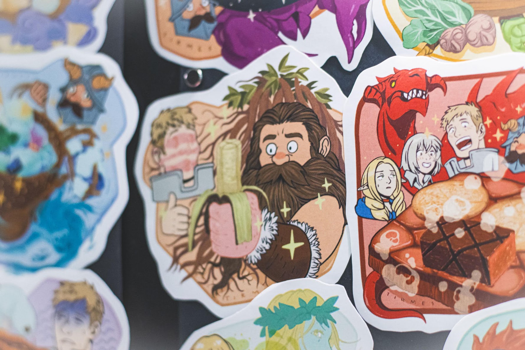 Pegatinas de Dungeon Meshi by Tirmes.